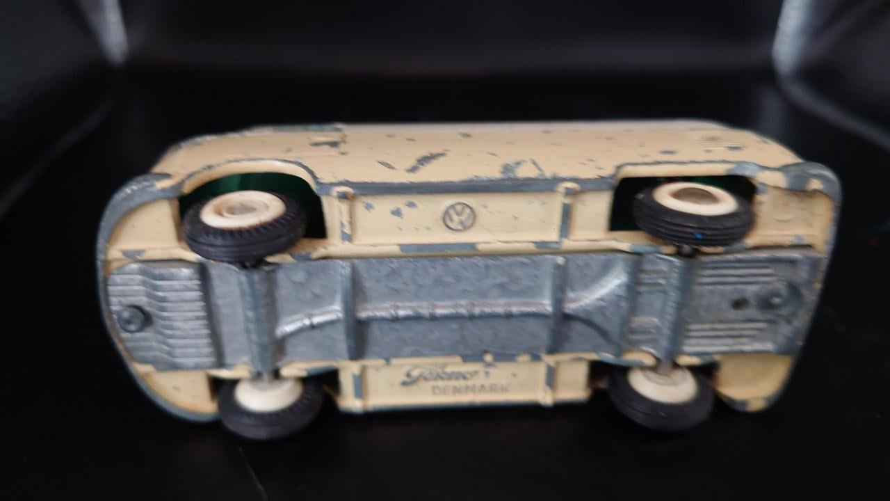 Tekno Denmark VW T1 Bus