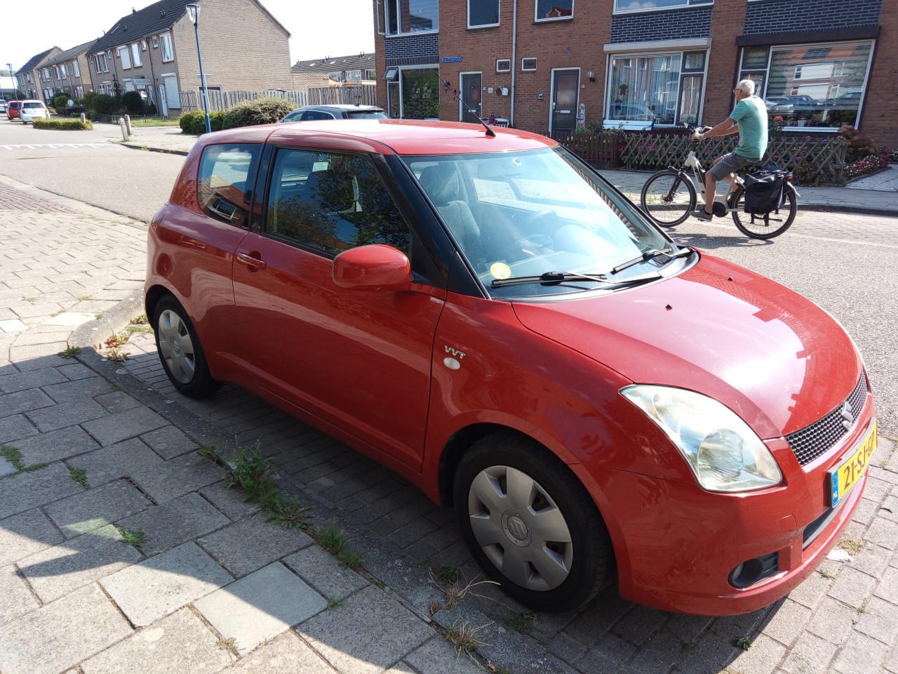 Te koop Suzuki Swift 1.5 bouwjaar 2006 met vol jaar APK tot 22-09-2027