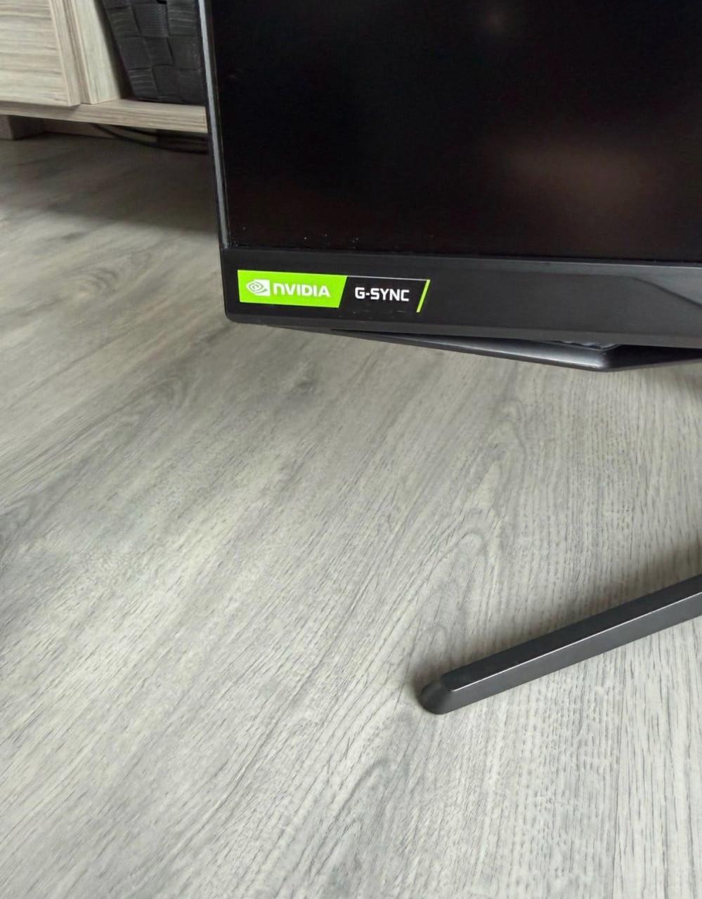 Samsung Odyssey Neo G7 Gaming Monitor 165Hz - Zo goed als ni