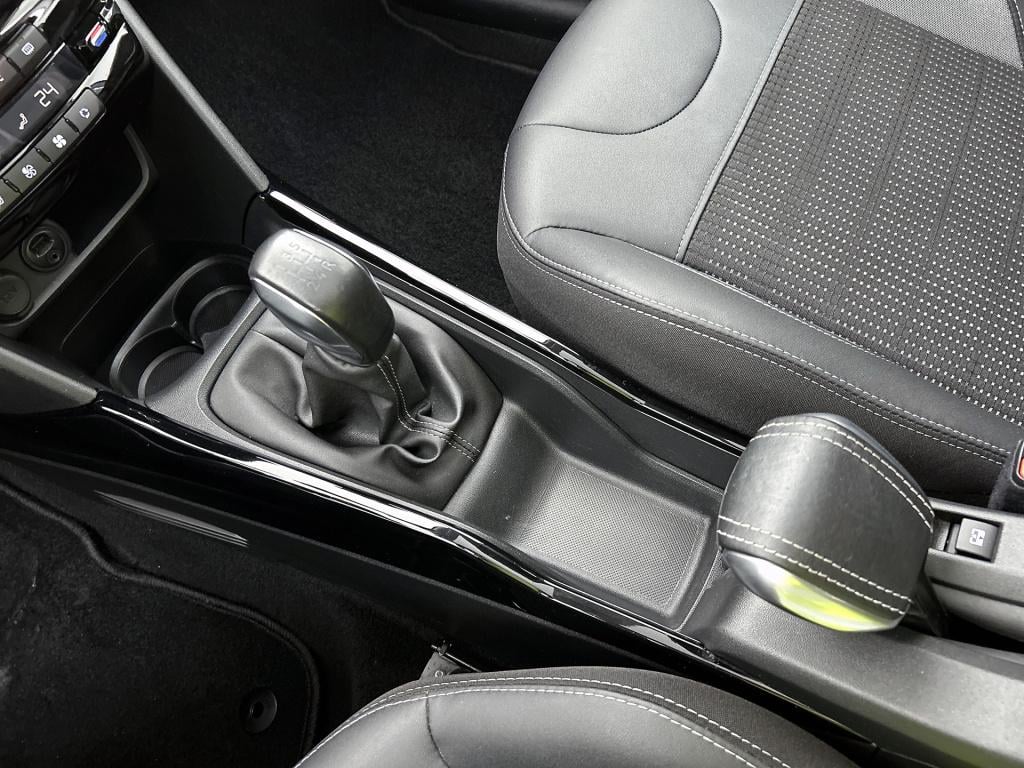 Peugeot 2008 110 pk allure | rijklaar | panoramadak | trekhaak | camera |