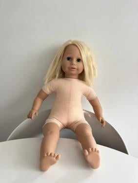 Pop Sally - meisjes pop met blond haar