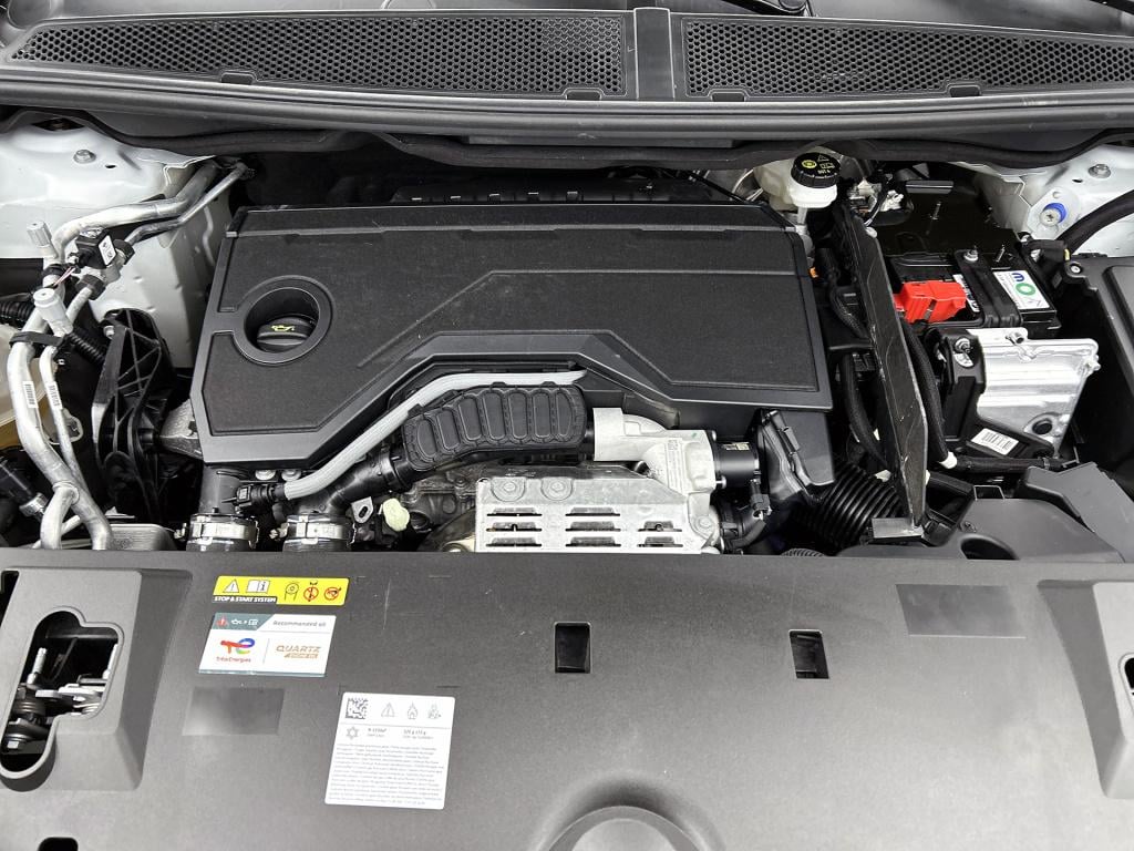 Peugeot 5008 hybrid 145 pk automaat allure | rijkalar | agr-stoelen | 360 c