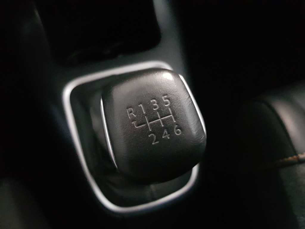 Citroen C3 shine 110 pk