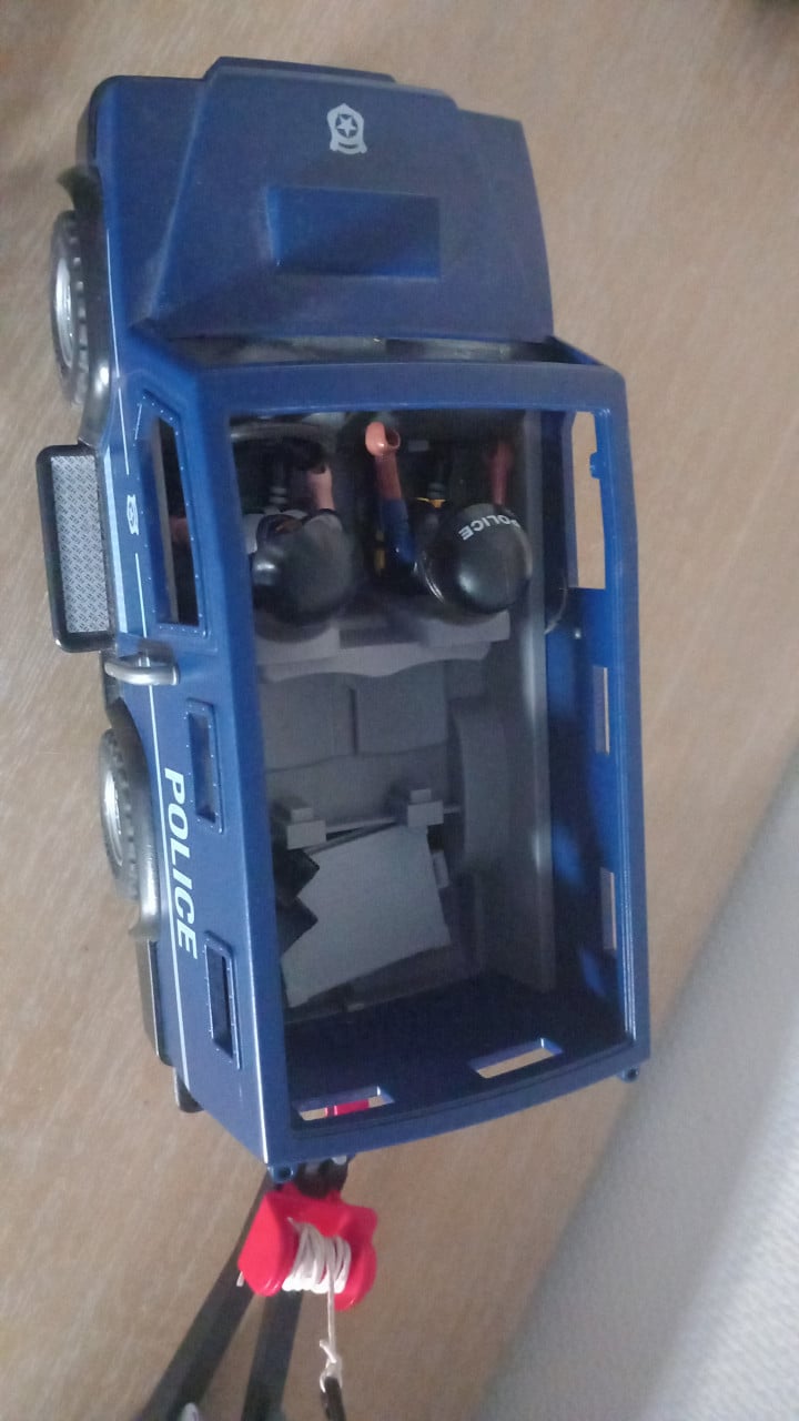 Playmobil politieauto met trailler en boot setnr 5187