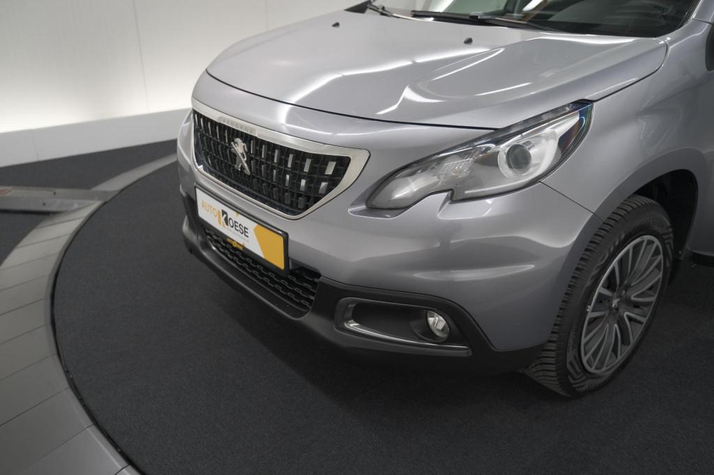 Peugeot 2008 puretech 110 blue lion | trekhaak | apple carplay | parkeersen