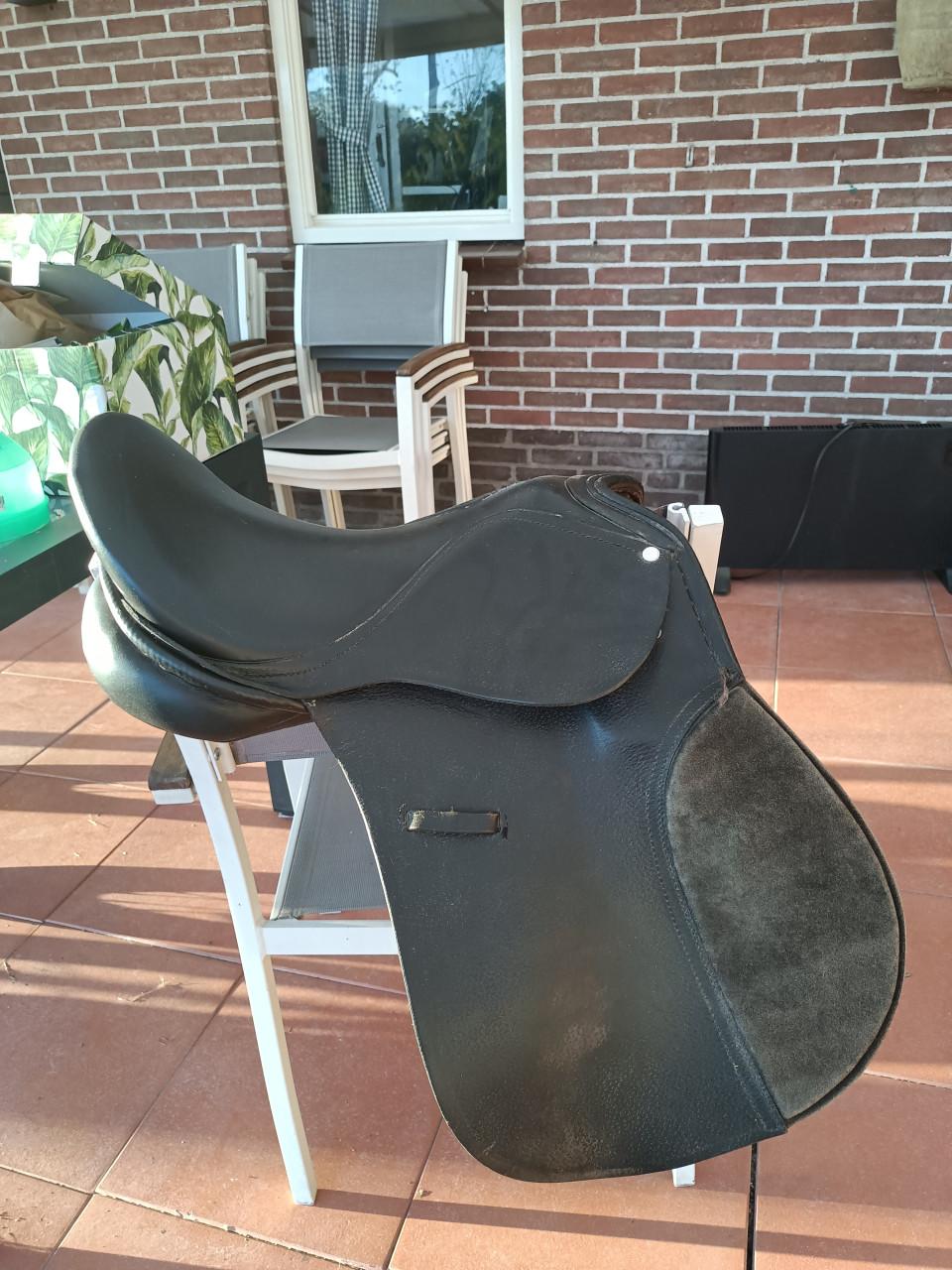 Veelzijdigheid zadel 16 inch