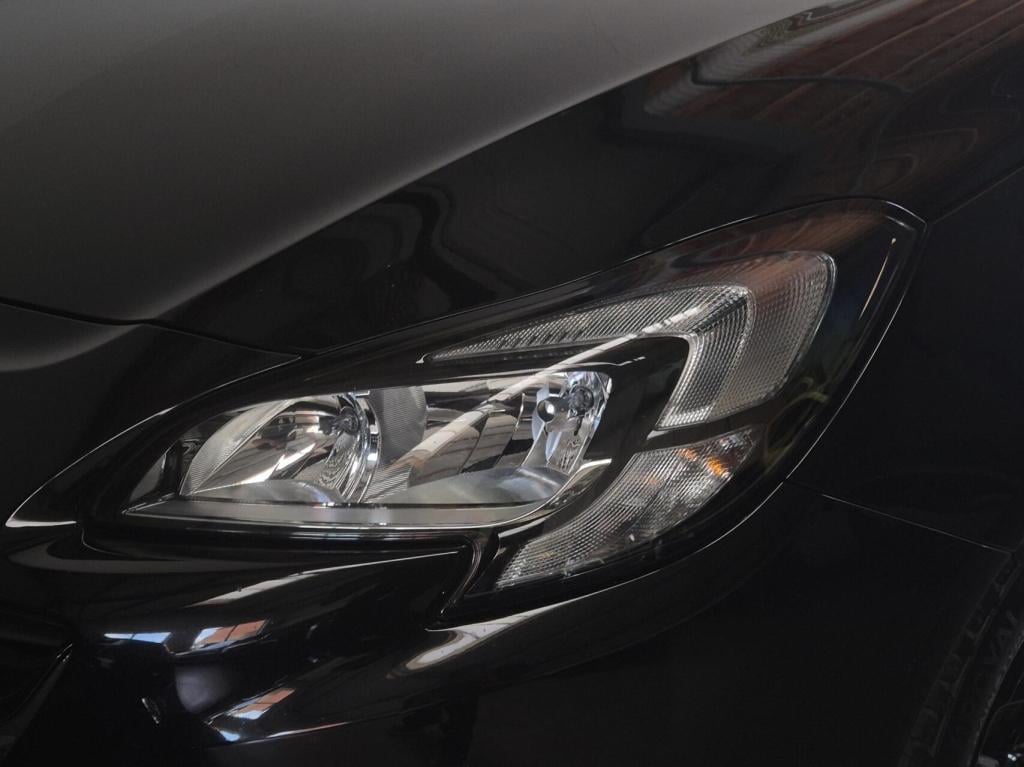 Opel Corsa 1.4 colour edition / stuur-stoelverwarming / parkeersensoren