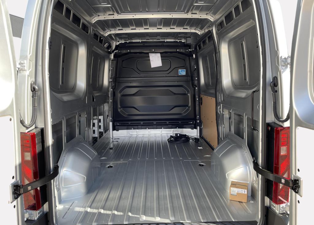 Renault Master e-tech t35 l2h2 advance long range 87 kwh - vierseizoenbande
