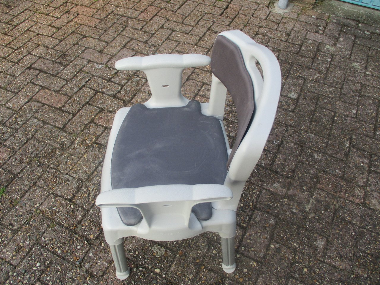 Zgan Stevige Etac douche en/of overzet toiletstoel in hoogte instelbaar