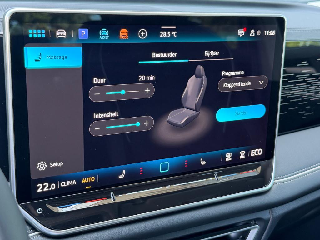 Volkswagen Tiguan 1.5 ehybrid elegance 204pk | trekhaak | all-season | dode