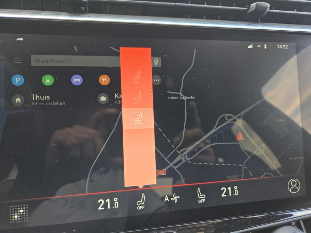 Lynk & Co 01 1.5 261pk plug in hybrid , panodak ,360gr camera , adaptive cc