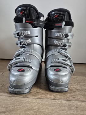 Nordica skischoenen dames maat 40,5/41,5 (260 265)
