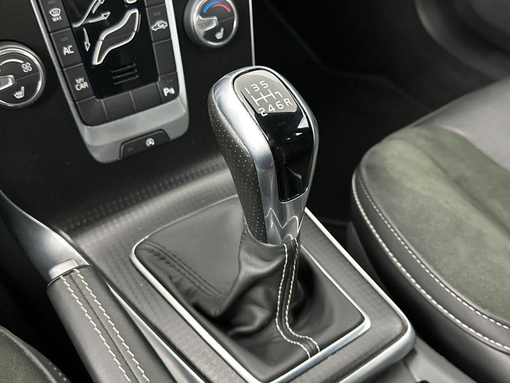 Volvo V40 1.5 t2 r-design