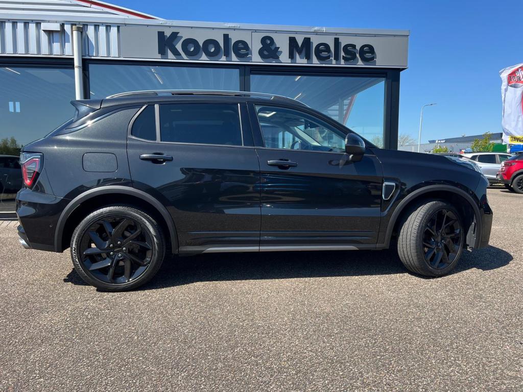 Lynk & Co 01 1.5 261pk plug in hybrid 7dcth , black edition , panodak , 360