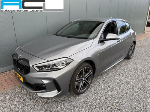 BMW 1 Serie 120i automaat high executive m-sportpakket 5-drs