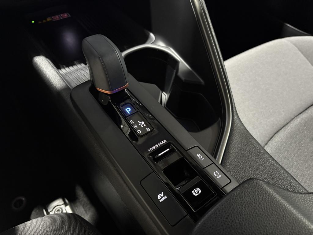 Toyota C-hr 1.8 hybr 140 first edition| 360camera| adap.cruise| elek.klep