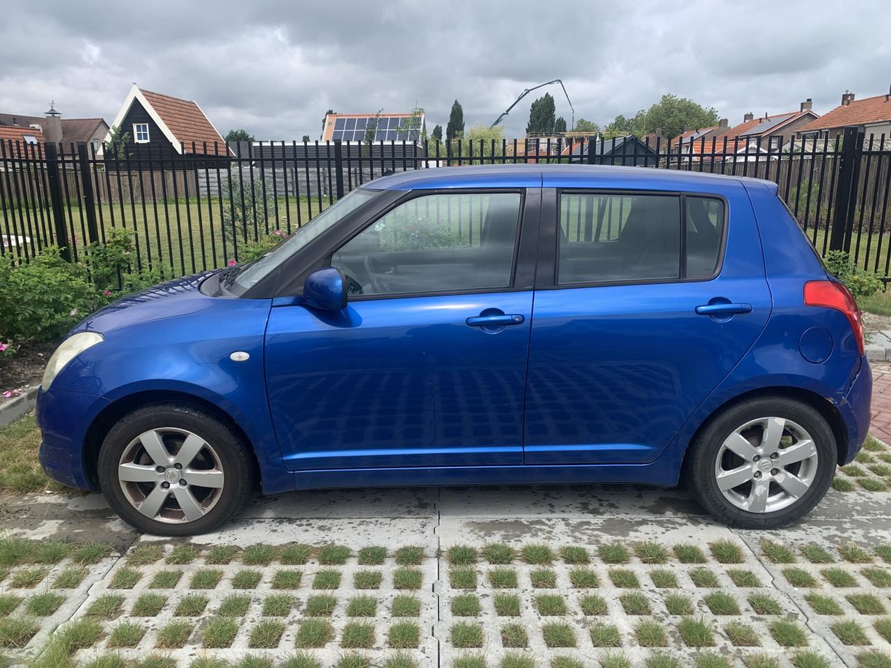 Suzuki swift 1,3