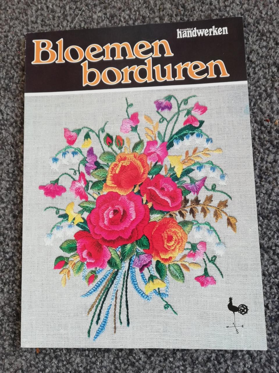 Bloemen borduren borduurboek maandblad handwerken