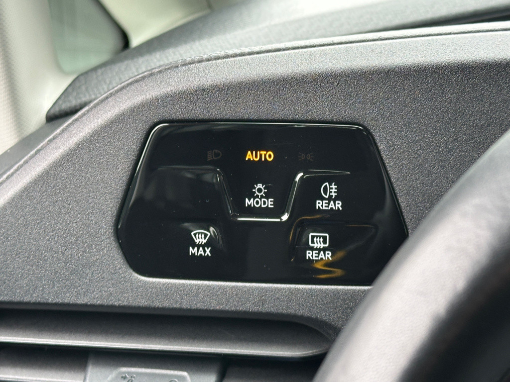 Volkswagen Caddy 1.5 tsi 5-persoons | navi | led | camera | cruise | rijkla