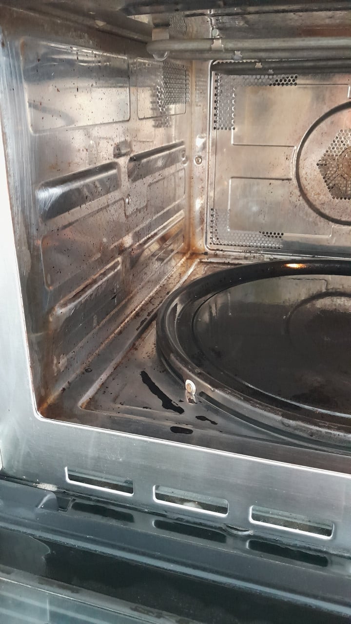 Combi oven magnetron