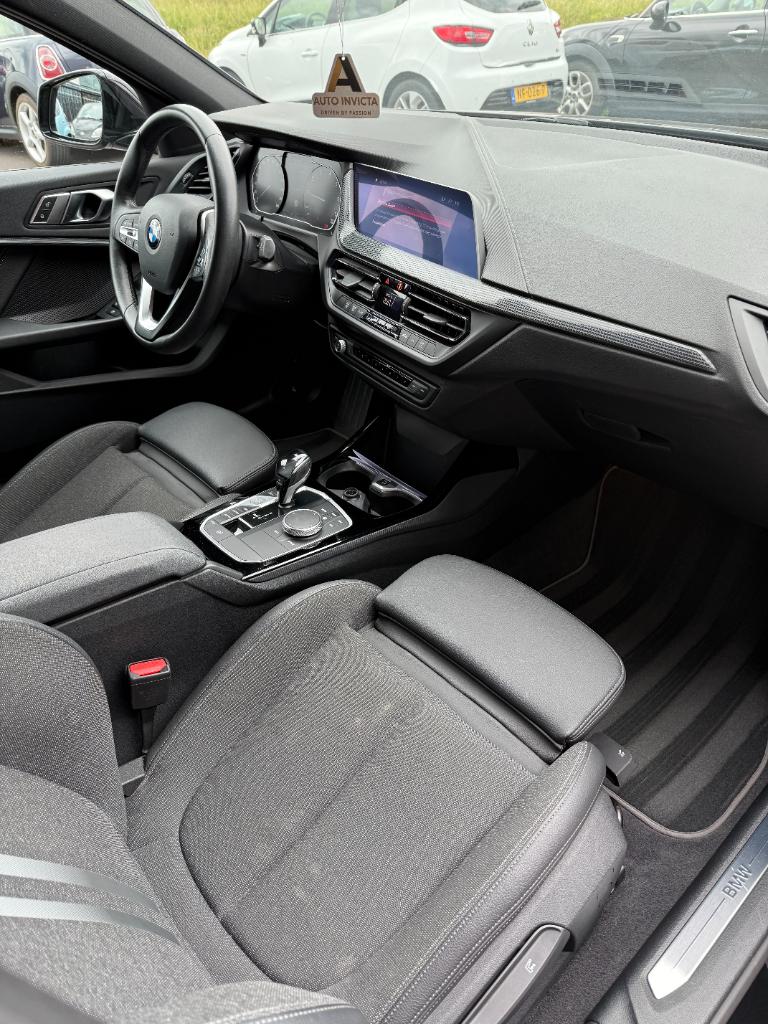 BMW 1 Serie 118i high executive - automaat
