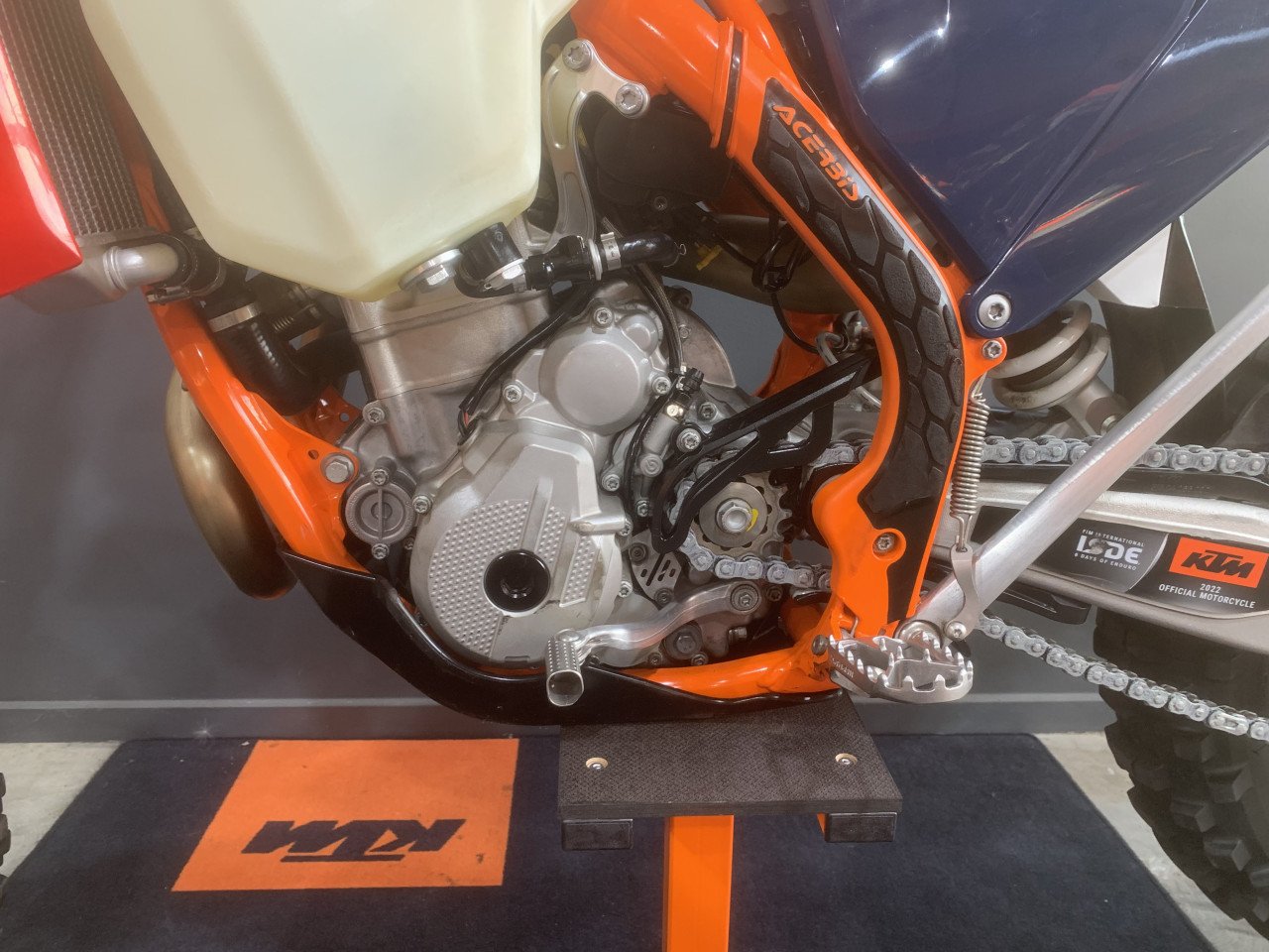 KTM 350 EXC Six-Days 2023 met slechts 51.8 uur