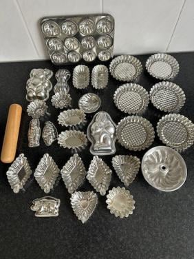 Allerlei bakvormpjes.