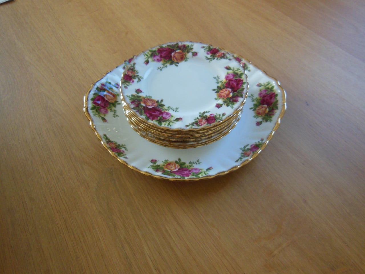 Mooi Gebakstel Royal Albert