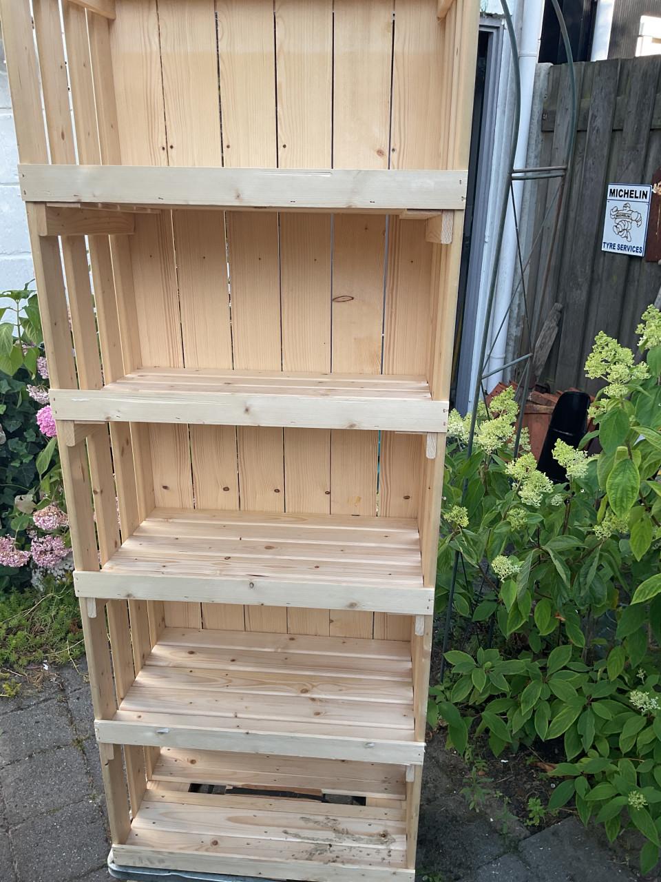 Houten tuinkast
