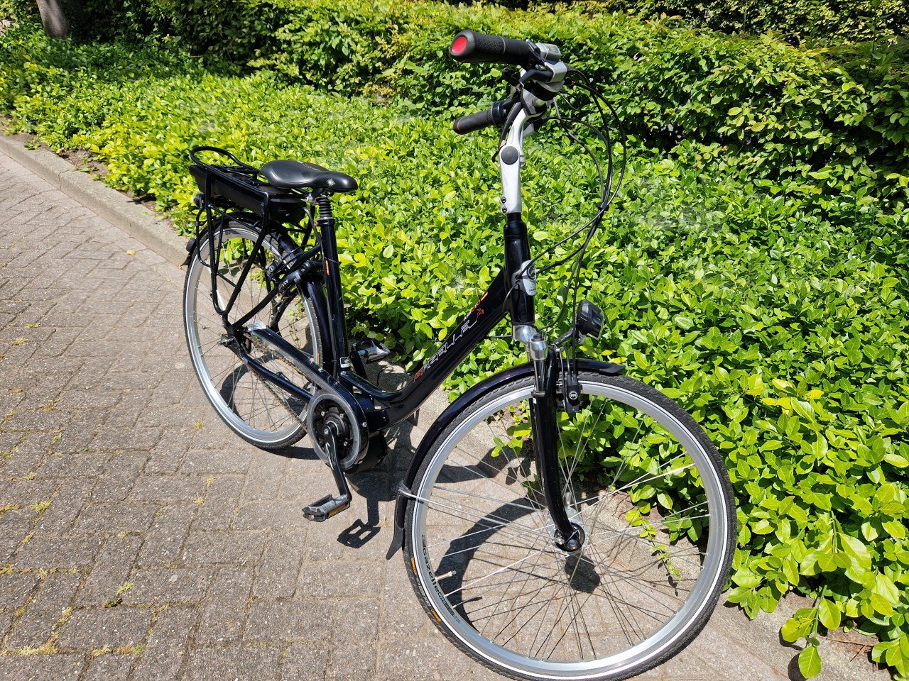 Schitterende Gazelle Arroyo met Bosch middenmotor en NIEUWE ACCU