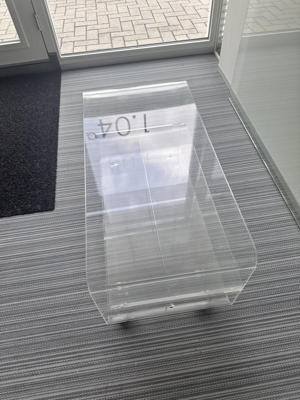 Trolley / salontafel op wielen