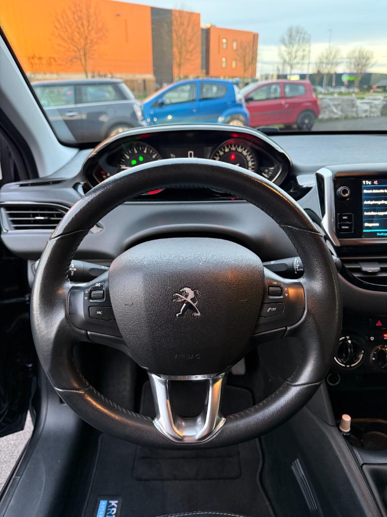 Peugeot 208 1.2 puretech - active