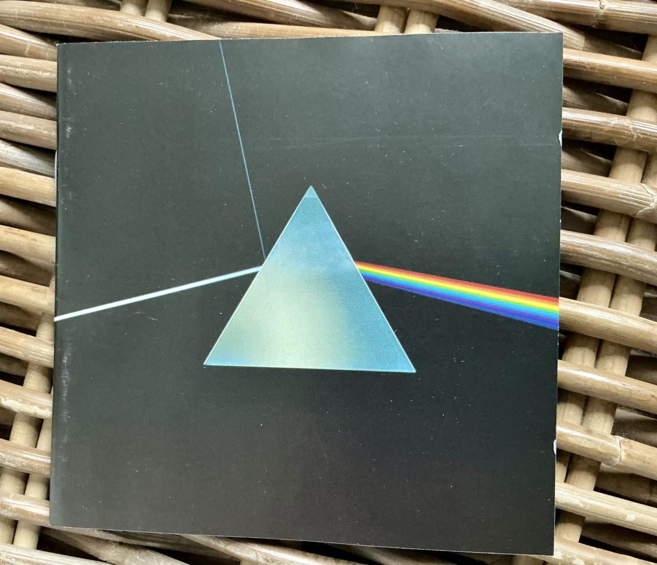 Pink Floyd arde side of the moon