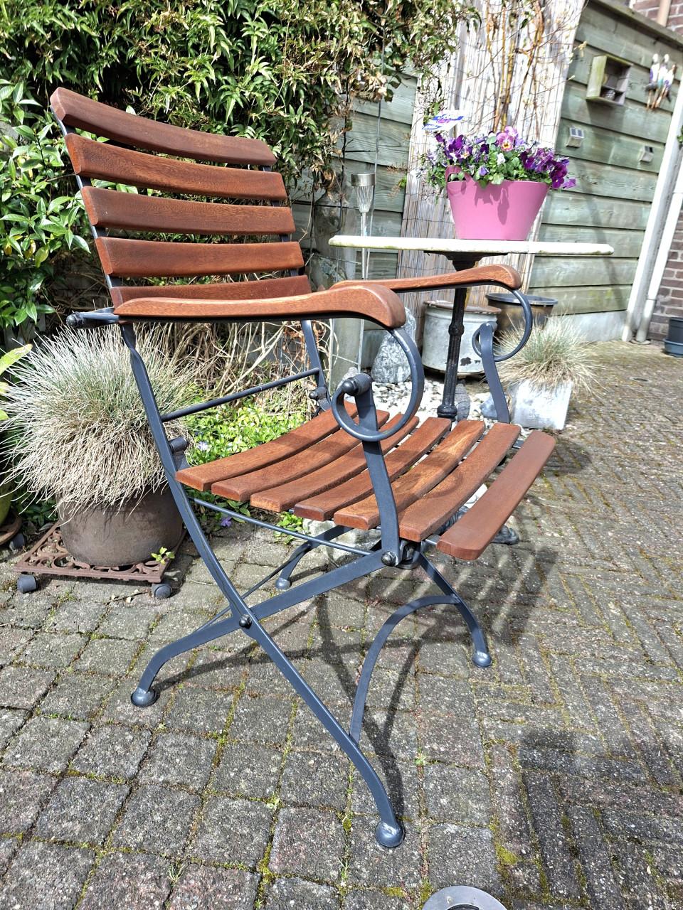 Set tuinstoelen z.g.a.n.