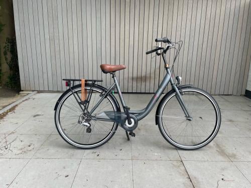 Damesfiets.