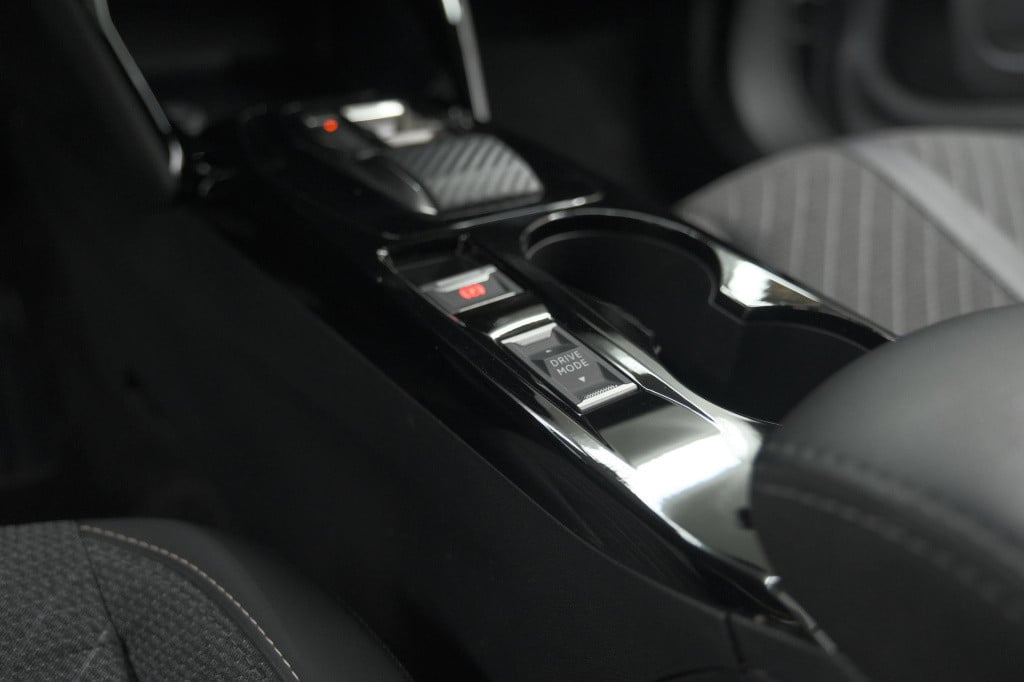 Peugeot 2008 hybrid 136 e-dsc6 allure | 360 camera | adaptieve cruise contr