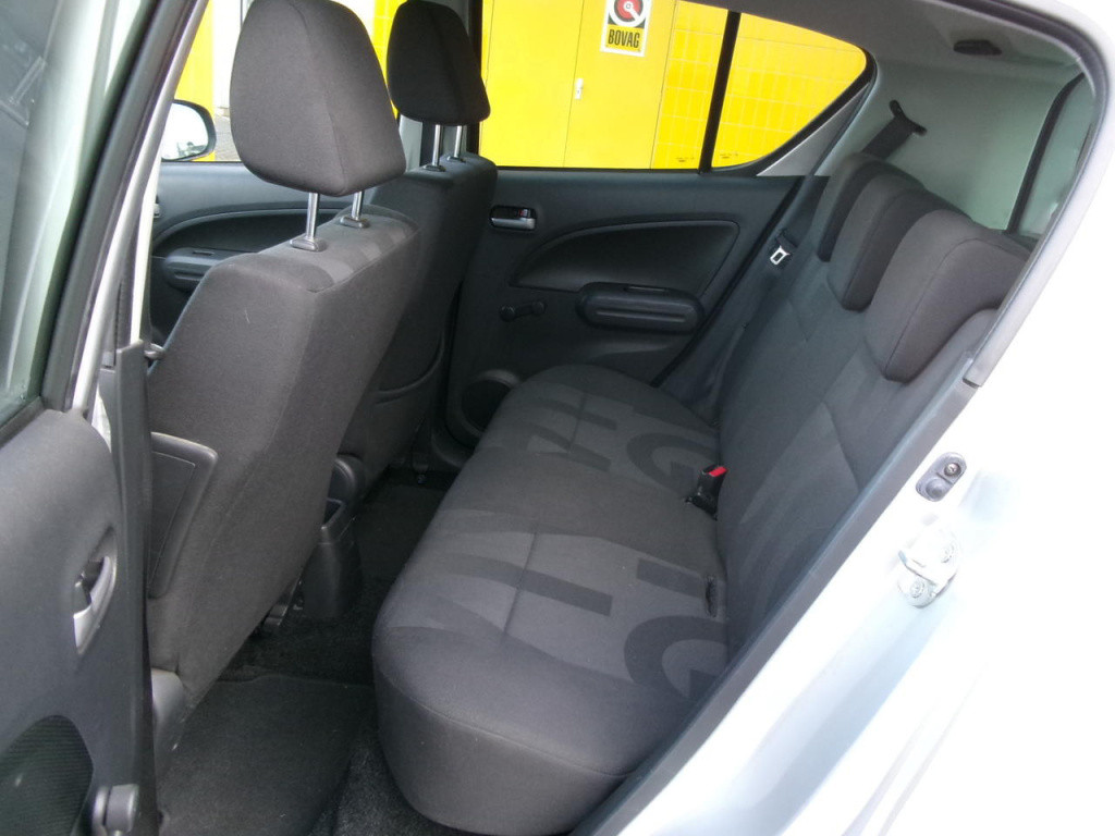 Opel Agila 1.2 automaat, airco, elec. ramen, hoge zit