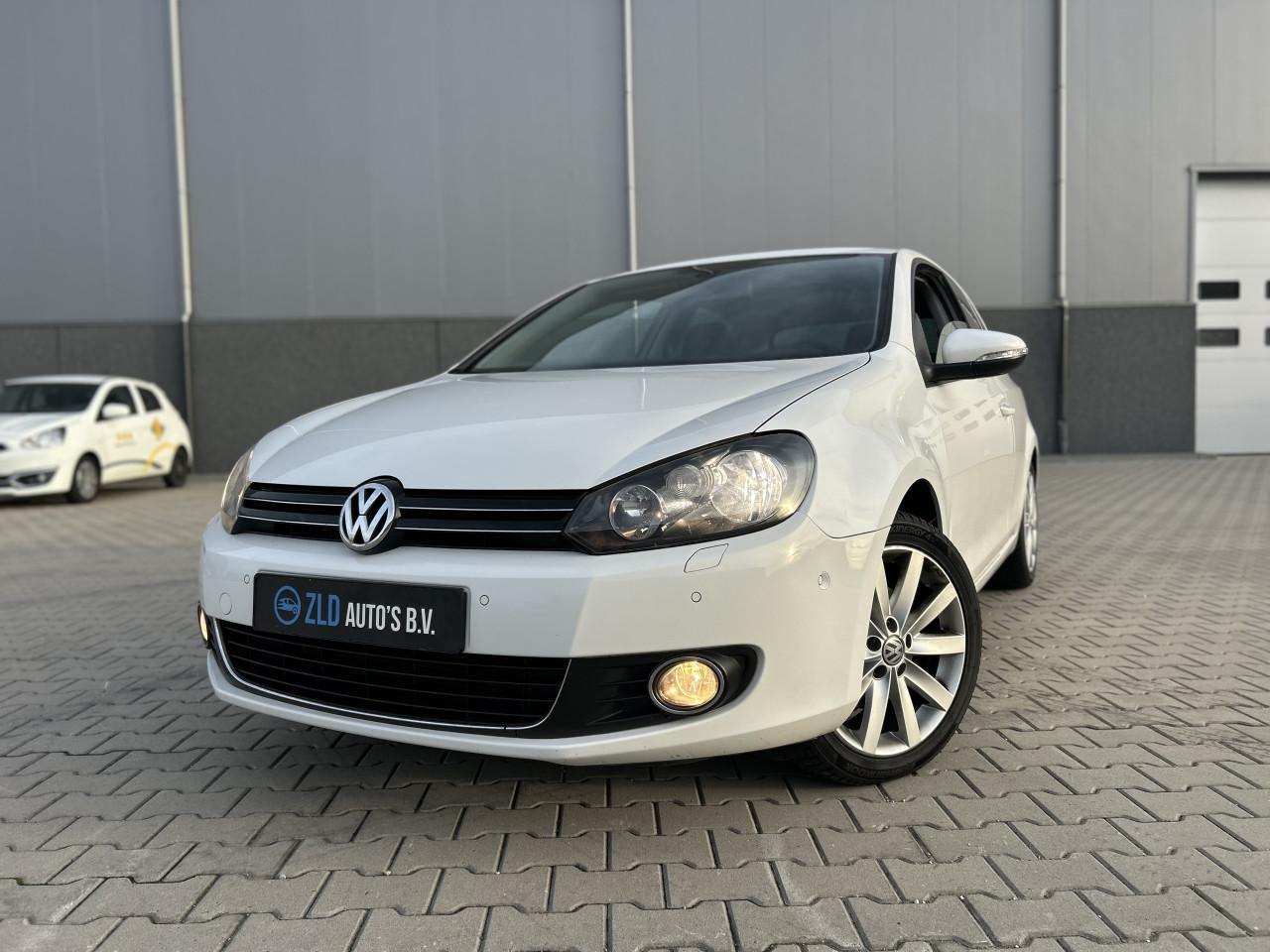 Volkswagen Golf 1.4 TSI Highline|CARPLAY/STOELV.|TREKH.