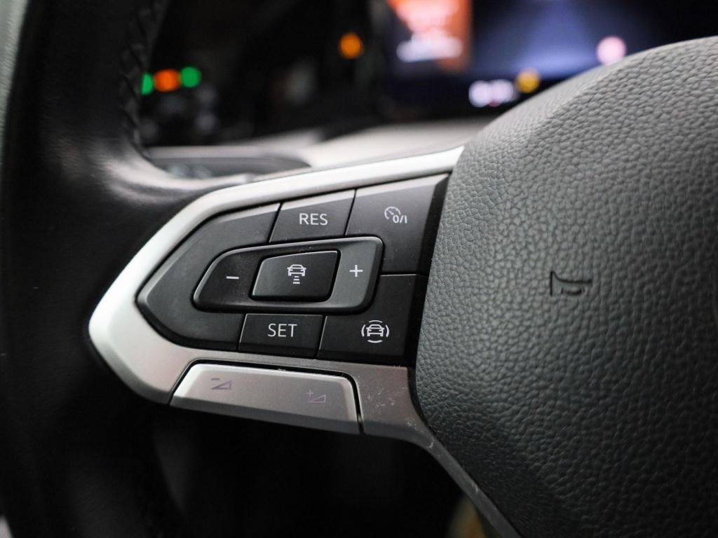 Volkswagen Golf variant viii 1.0 tsi 81kw life | navigatie | stoel/stuur ve