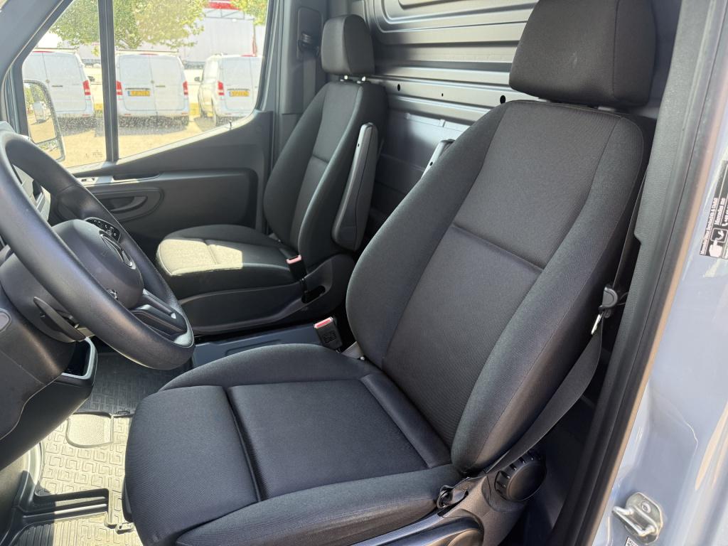 Mercedes-Benz Sprinter 317 1.9 cdi l2h2 rwd | zb-edition | camera | carplay