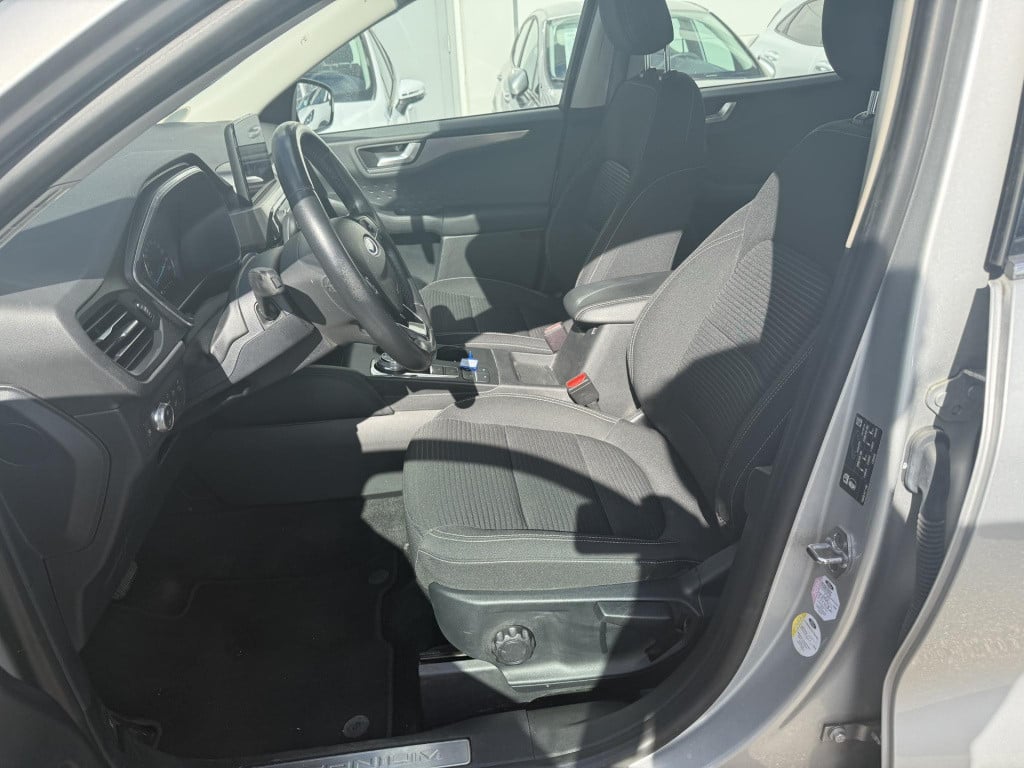 Ford Kuga 2.5 phev titanium winterpack - 19"velgen - adaptieve cruisecontro