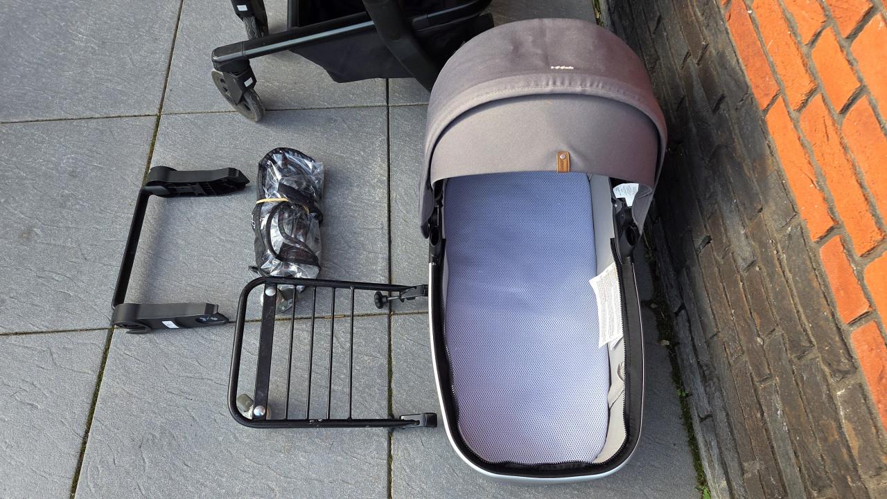Joolz Hub kinderwagen – compleet (wieg, zitje, slaapzak etc)