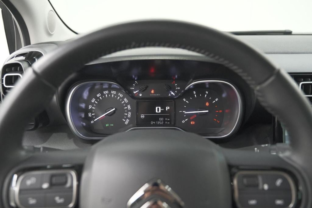 Citroen C3 Aircross puretech 130 eat6 shine pack | camera | apple carplay |