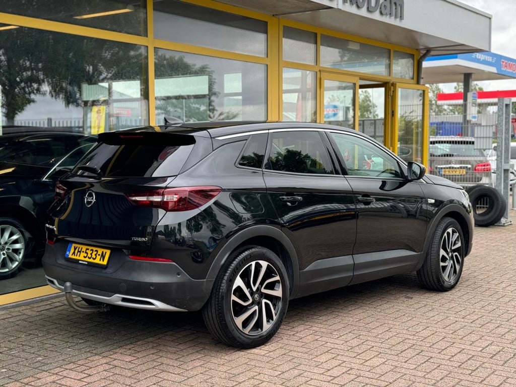 Opel Grandland X 1.2 turbo bus. ex.