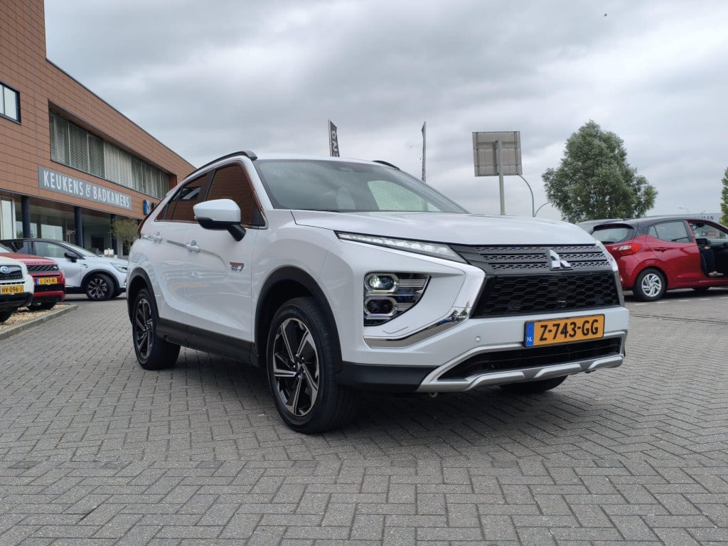 Mitsubishi Eclipse Cross 2.4 phev intense+ | navigatie | camera | stoelverw