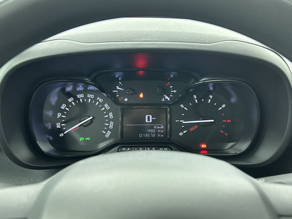 Citroen Berlingo bluehdi 100 pk club 3-zits | rijklaar achterklep met raam 
