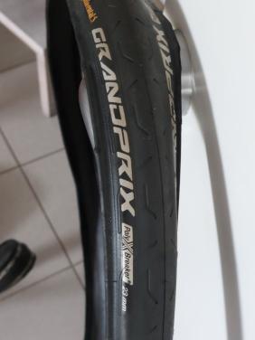Wieler buiten banden (opvouwbaar( binnenbanden en een hometrainer