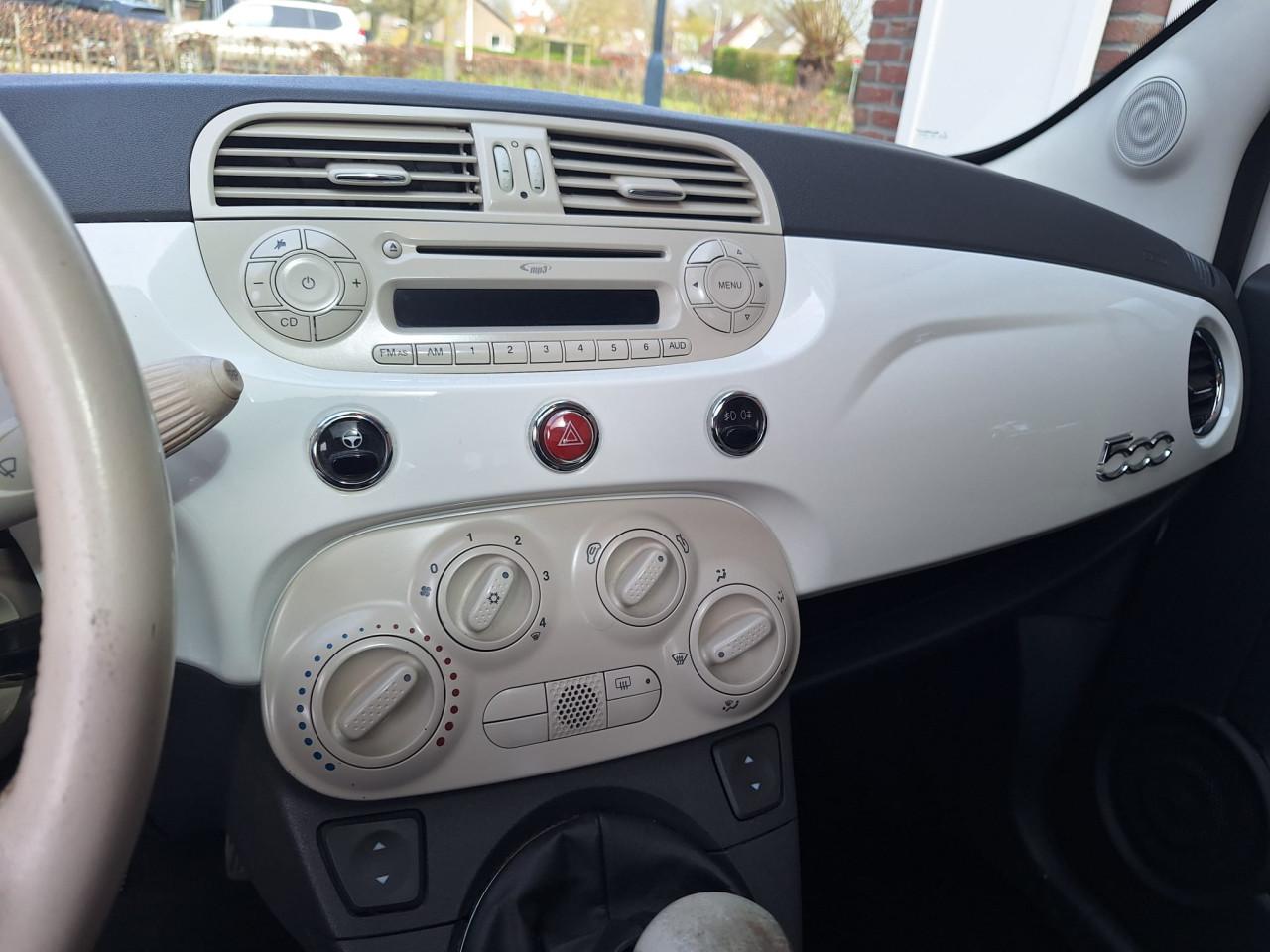 Te koop: nette fiat 500 panodak, climatecontrol.