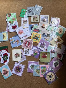 Assortiment zelfgemaakte wenskaarten +/- 50 stuks