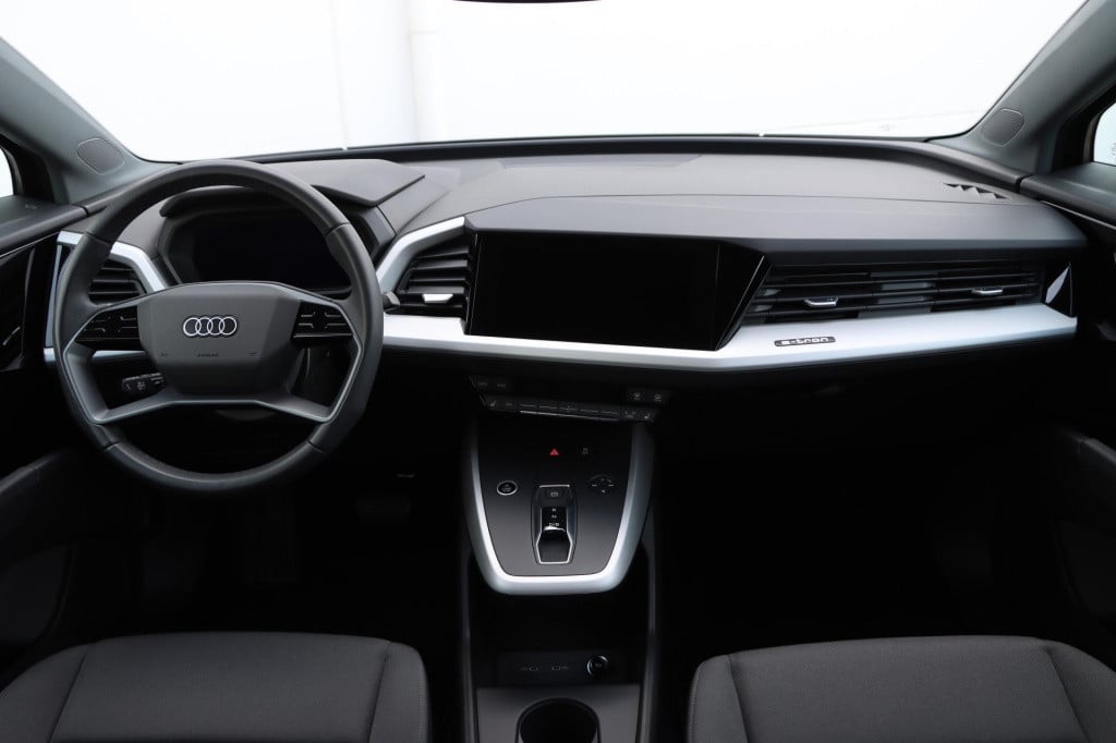 Audi Q4 E-tron 35 s-line edition 170pk